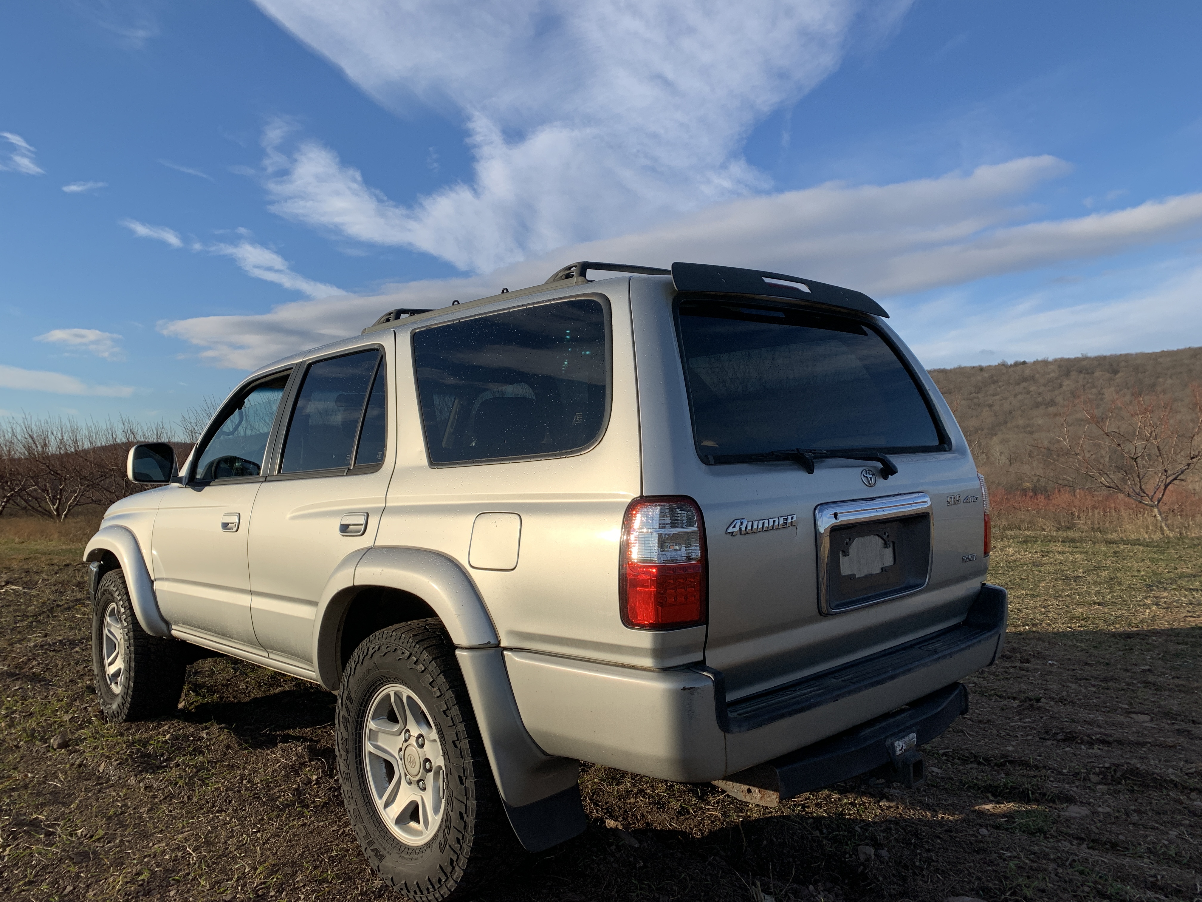2002 Toyota 4Runner SR5 THIRD GENERATION - 3rd Gen 3.4L V6 4×4 - BEAUTIFUL - RUNS GREAT - HIGH MECHANICAL BASELINE - New Timing Belt, New Waterpump, New Head Gaskets, New Radiator, New Alternator, New Brakes, New Valve Cover Gaskets, New Wildpeak Tires, New Shocks, New Muffler / Exhaust, New HID Headlights, Frame is Clean and solid, Cleaned and Undercoated - MORE — photo 46
